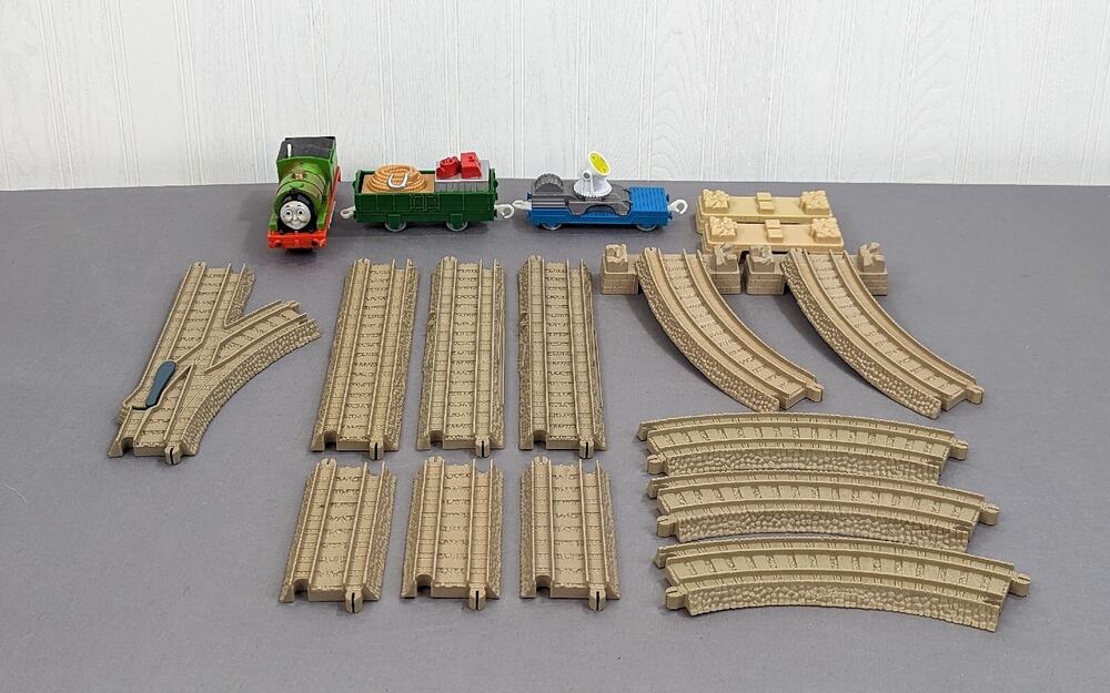 Thomas & Friends Trackmaster Lower Tidmouth Station Tracks 09 Motorized Percy